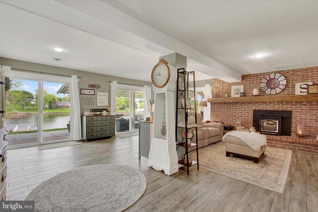 407 HERITAGE DR, Gettysburg, PA 17325