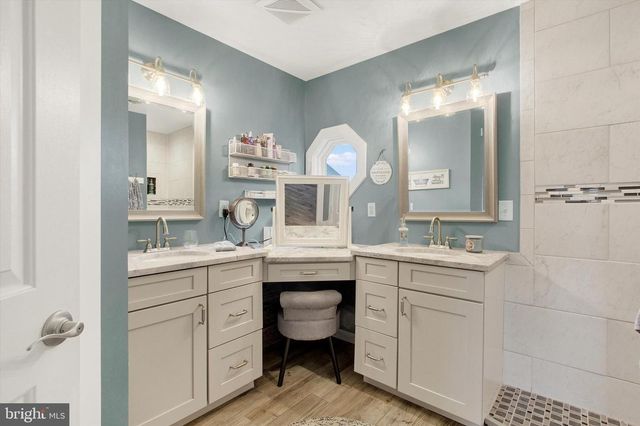 407 HERITAGE DR, Gettysburg, PA 17325