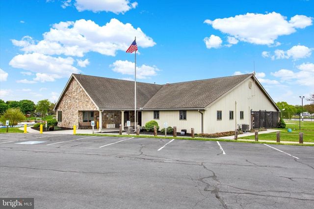 407 HERITAGE DR, Gettysburg, PA 17325