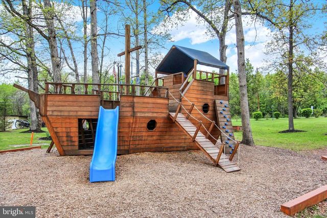 407 HERITAGE DR, Gettysburg, PA 17325