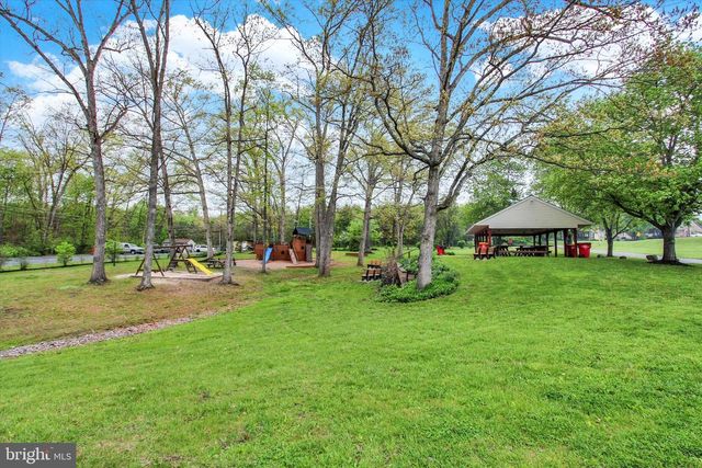 407 HERITAGE DR, Gettysburg, PA 17325
