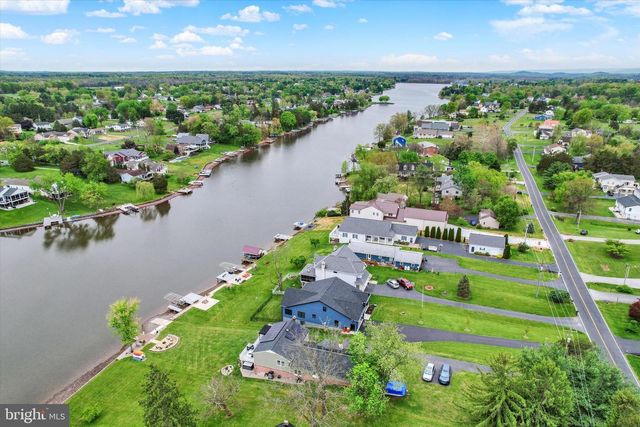 407 HERITAGE DR, Gettysburg, PA 17325