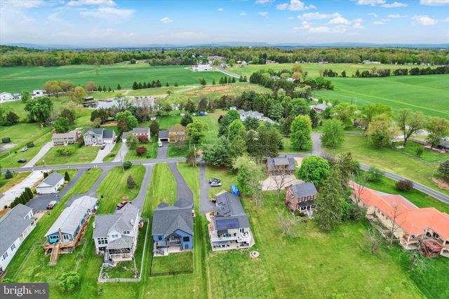 407 HERITAGE DR, Gettysburg, PA 17325