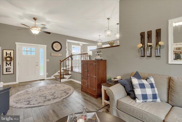 407 HERITAGE DR, Gettysburg, PA 17325