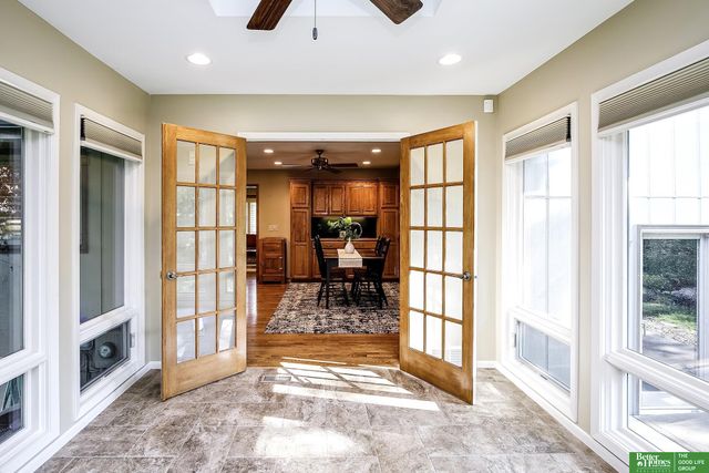 15005 Cedar Circle, Omaha, NE 68144