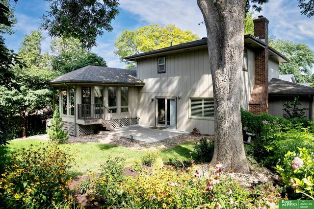 15005 Cedar Circle, Omaha, NE 68144