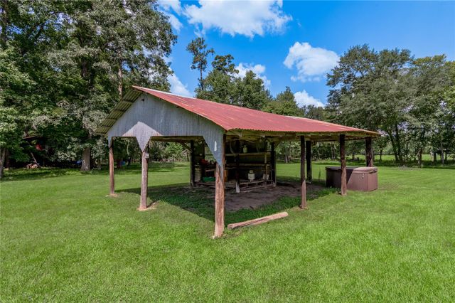 1548 Fish Hatchery Road, Huntsville, TX 77320