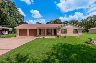 1548 Fish Hatchery Road, Huntsville, TX 77320