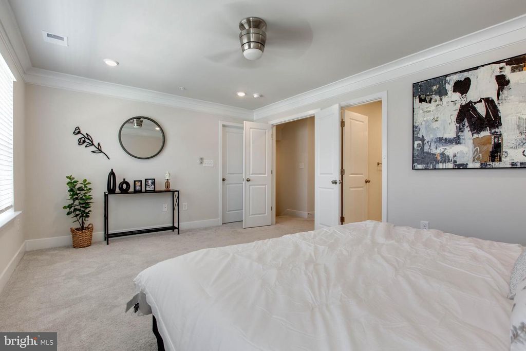 Image 22 of property listing at 11710 KEYSTONE LN, Marriottsville, MD 21104