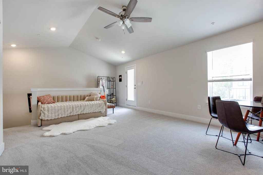 Image 34 of property listing at 11710 KEYSTONE LN, Marriottsville, MD 21104