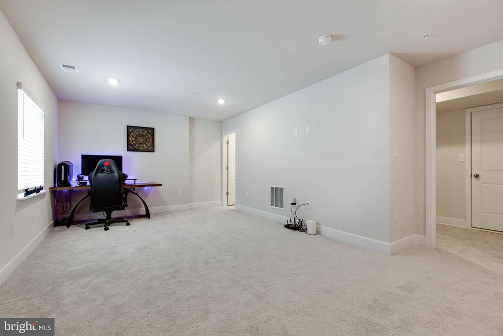 Image 42 of property listing at 11710 KEYSTONE LN, Marriottsville, MD 21104