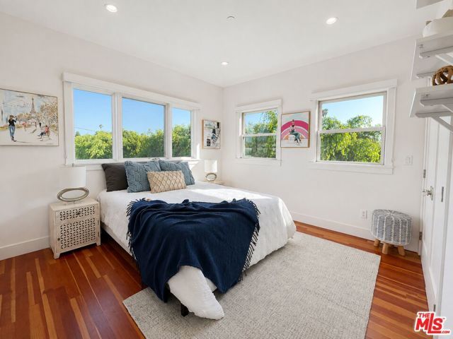713 Bay Street, Santa Monica, CA 90405