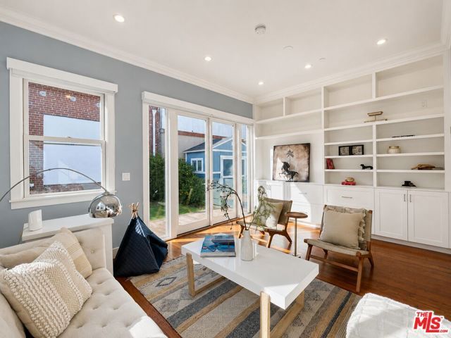 713 Bay Street, Santa Monica, CA 90405
