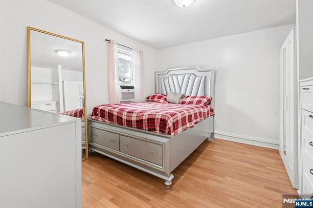 61 Union Street, Lodi, NJ 07644