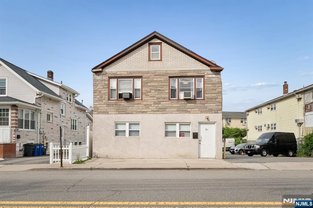 61 Union Street, Lodi, NJ 07644