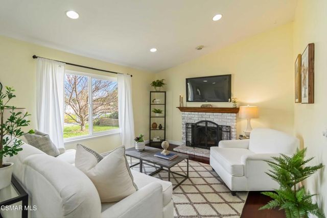 6857 N Tulane Avenue, Moorpark, CA 93021