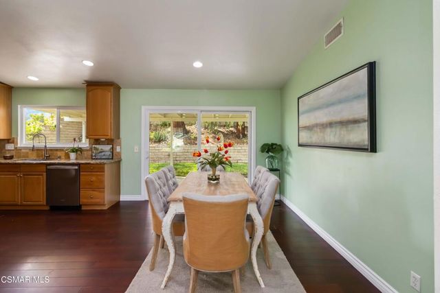 6857 N Tulane Avenue, Moorpark, CA 93021