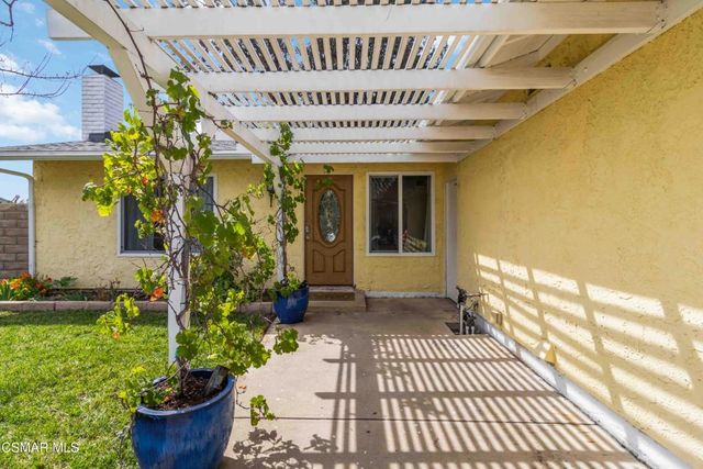 6857 N Tulane Avenue, Moorpark, CA 93021