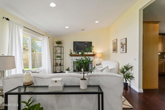 6857 N Tulane Avenue, Moorpark, CA 93021