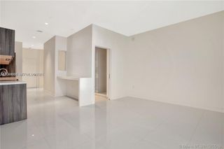 851 NE 1st Ave 504, Miami, FL 33132