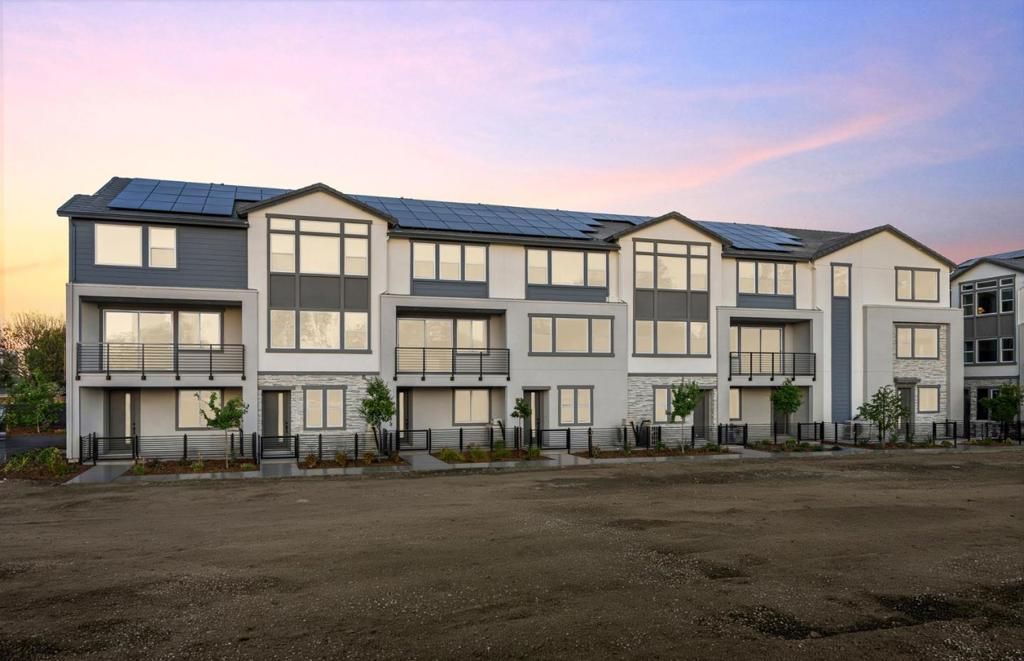 Image 2 of property listing at 508 Boxcar Drive 23-01 - Plan 6, Campbell, CA 95008