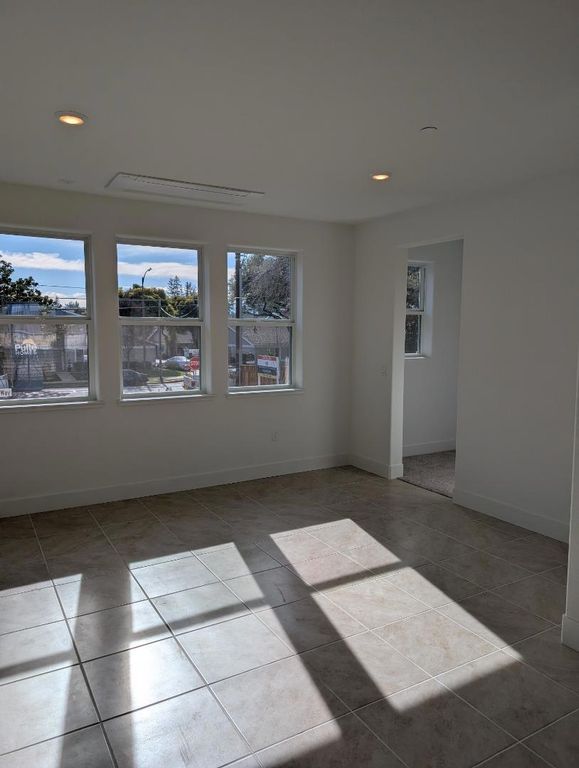 Image 27 of property listing at 508 Boxcar Drive 23-01 - Plan 6, Campbell, CA 95008