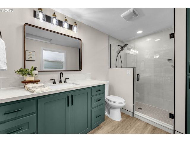 8900 Ne 115TH Ave, Vancouver, WA 98662