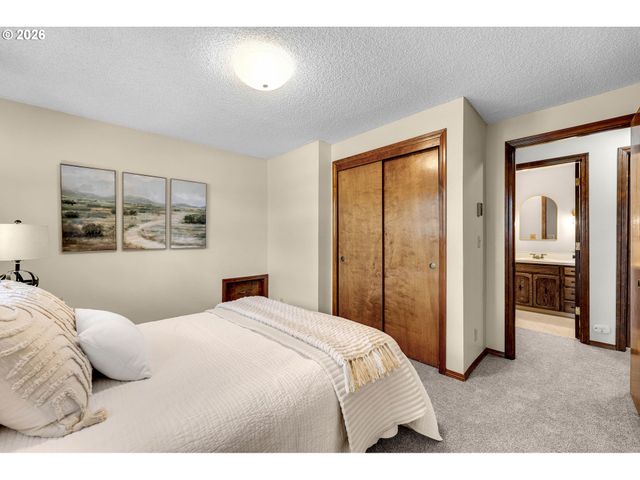 8900 Ne 115TH Ave, Vancouver, WA 98662