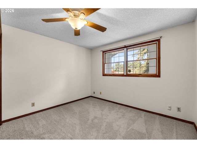 8900 Ne 115TH Ave, Vancouver, WA 98662