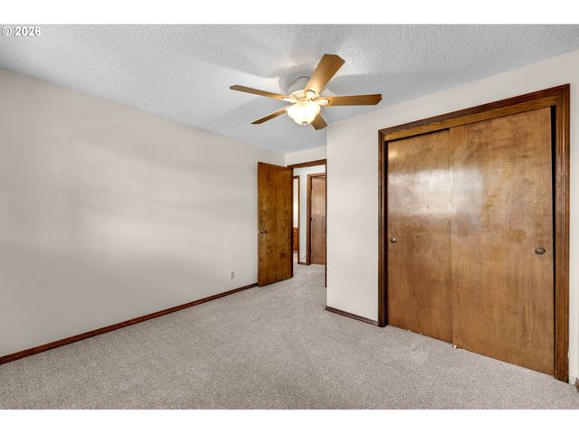 8900 Ne 115TH Ave, Vancouver, WA 98662