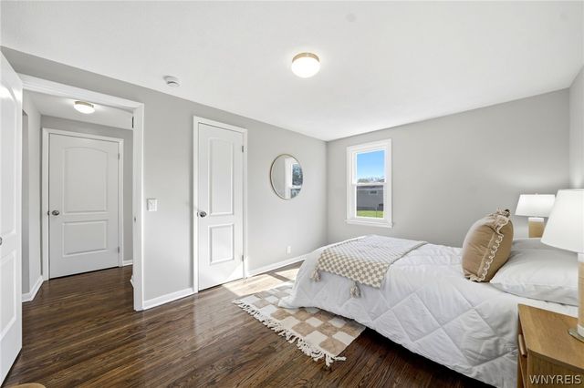 55 South Warren Avenue, West Seneca, NY 14224