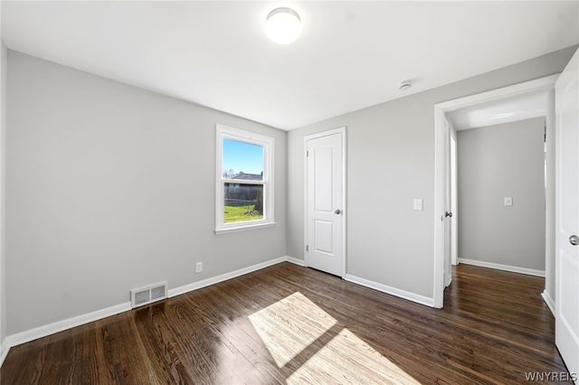 55 South Warren Avenue, West Seneca, NY 14224