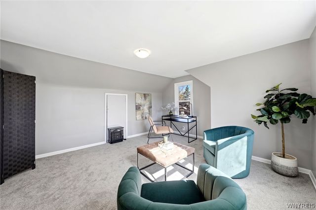 55 South Warren Avenue, West Seneca, NY 14224