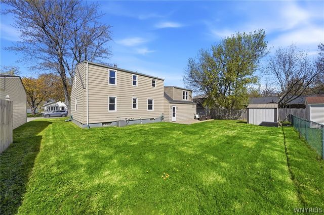 55 South Warren Avenue, West Seneca, NY 14224