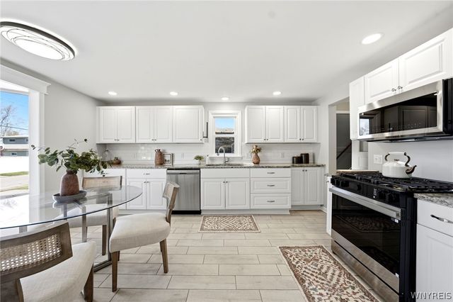 55 South Warren Avenue, West Seneca, NY 14224