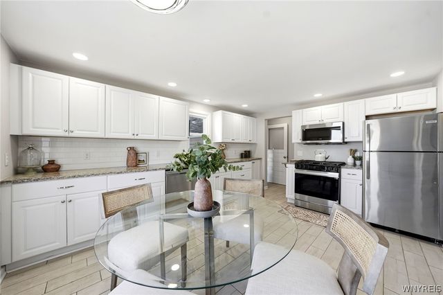 55 South Warren Avenue, West Seneca, NY 14224