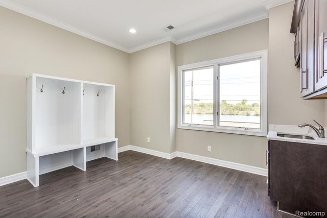 16637 Kings Fairway Lane, Grand Blanc, MI 48439