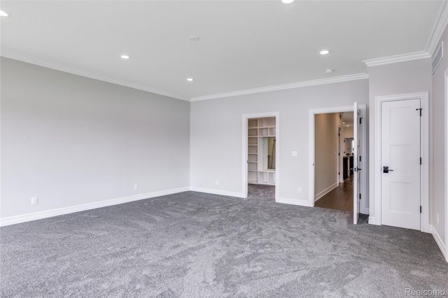 16637 Kings Fairway Lane, Grand Blanc, MI 48439