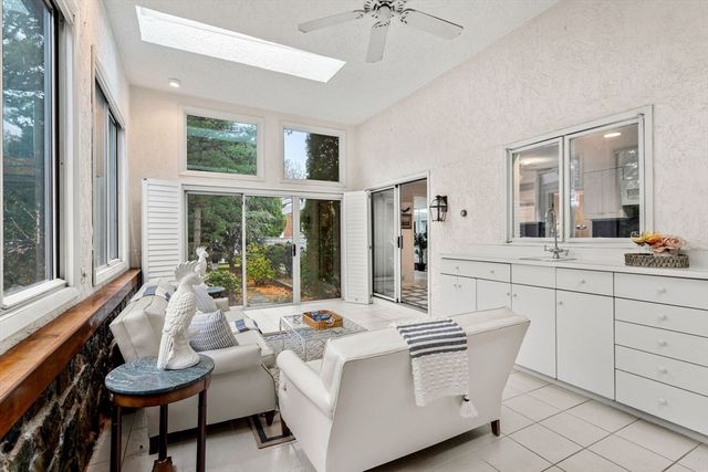 10 Quadrant Road, Salem, MA 01970