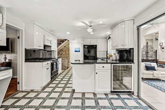 10 Quadrant Road, Salem, MA 01970