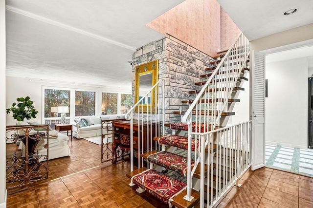 10 Quadrant Road, Salem, MA 01970