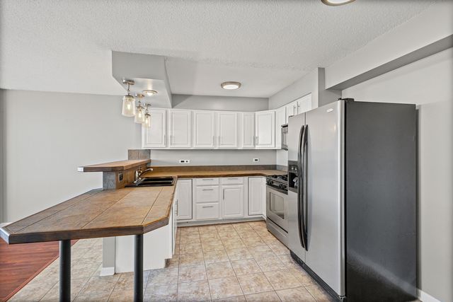 7234 W North Avenue 1608, Elmwood Park, IL 60707