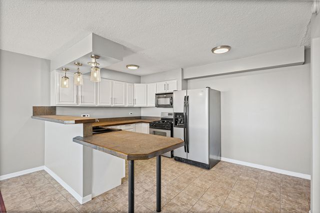 7234 W North Avenue 1608, Elmwood Park, IL 60707