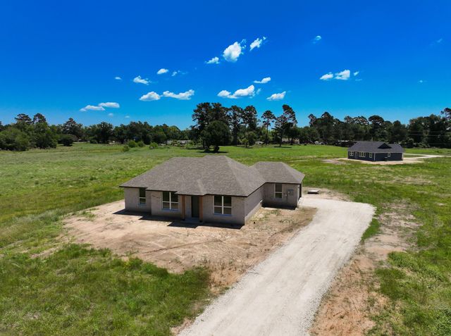 555 Pineview Circle, Jewett, TX 75846