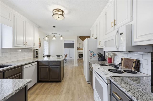 1520 Woodland Way, Gainesville, GA 30501