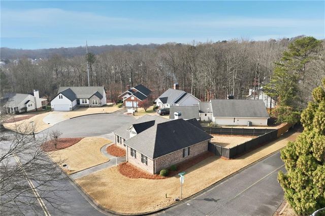 1520 Woodland Way, Gainesville, GA 30501