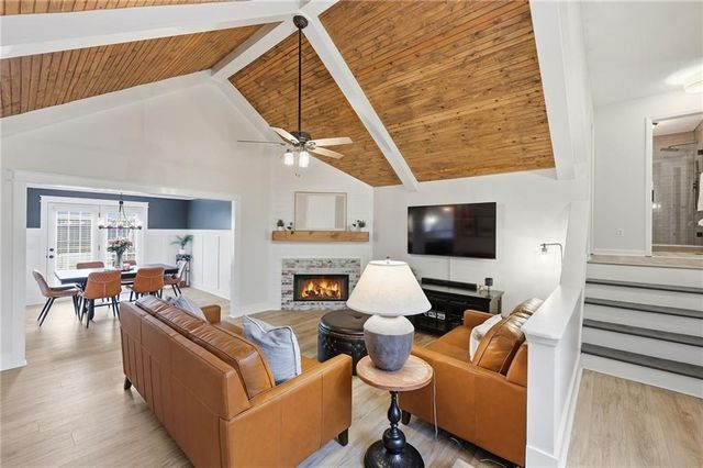 1520 Woodland Way, Gainesville, GA 30501