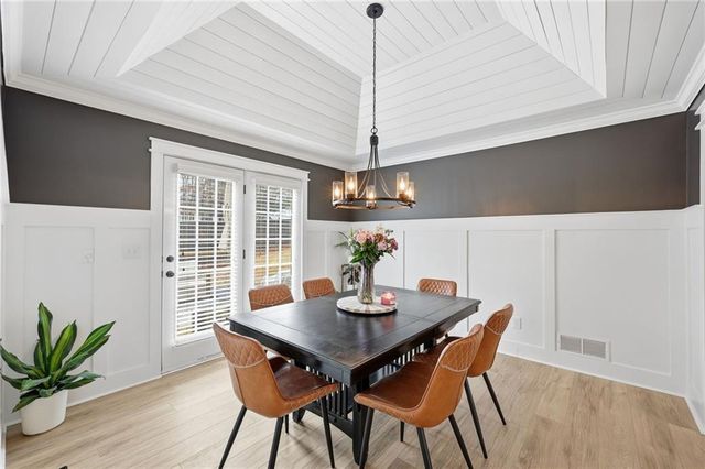 1520 Woodland Way, Gainesville, GA 30501