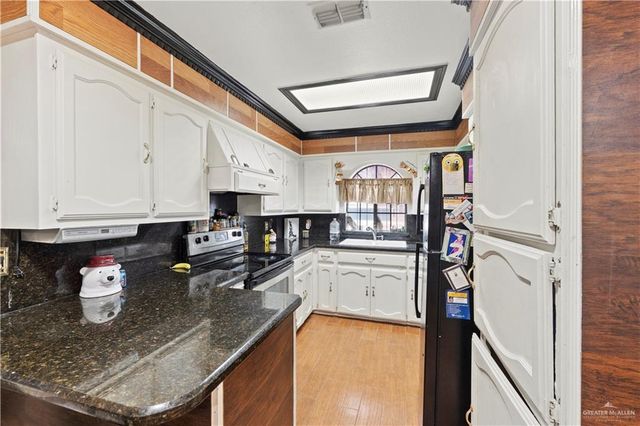 1305 Opal Street, Penitas, TX 78576