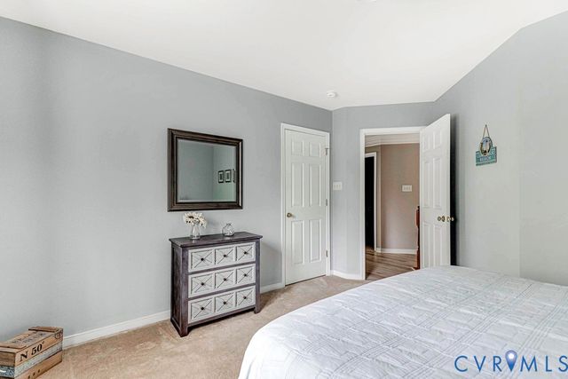 5841 Dorton Ln, Glen Allen, VA 23060